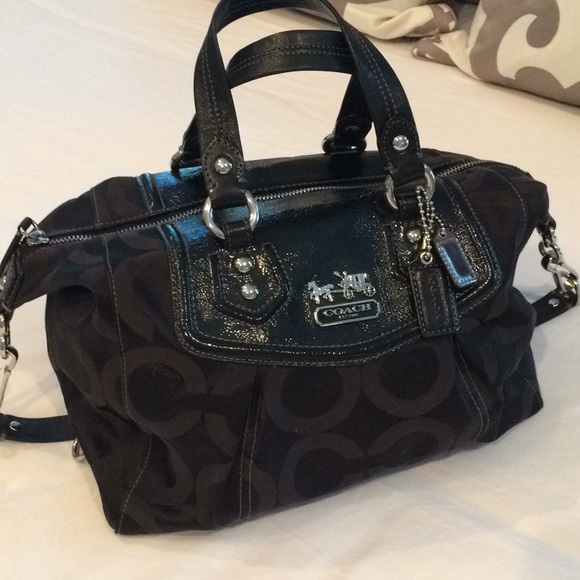 EUC. Coach black signature hobo. - Picture 1 of 8